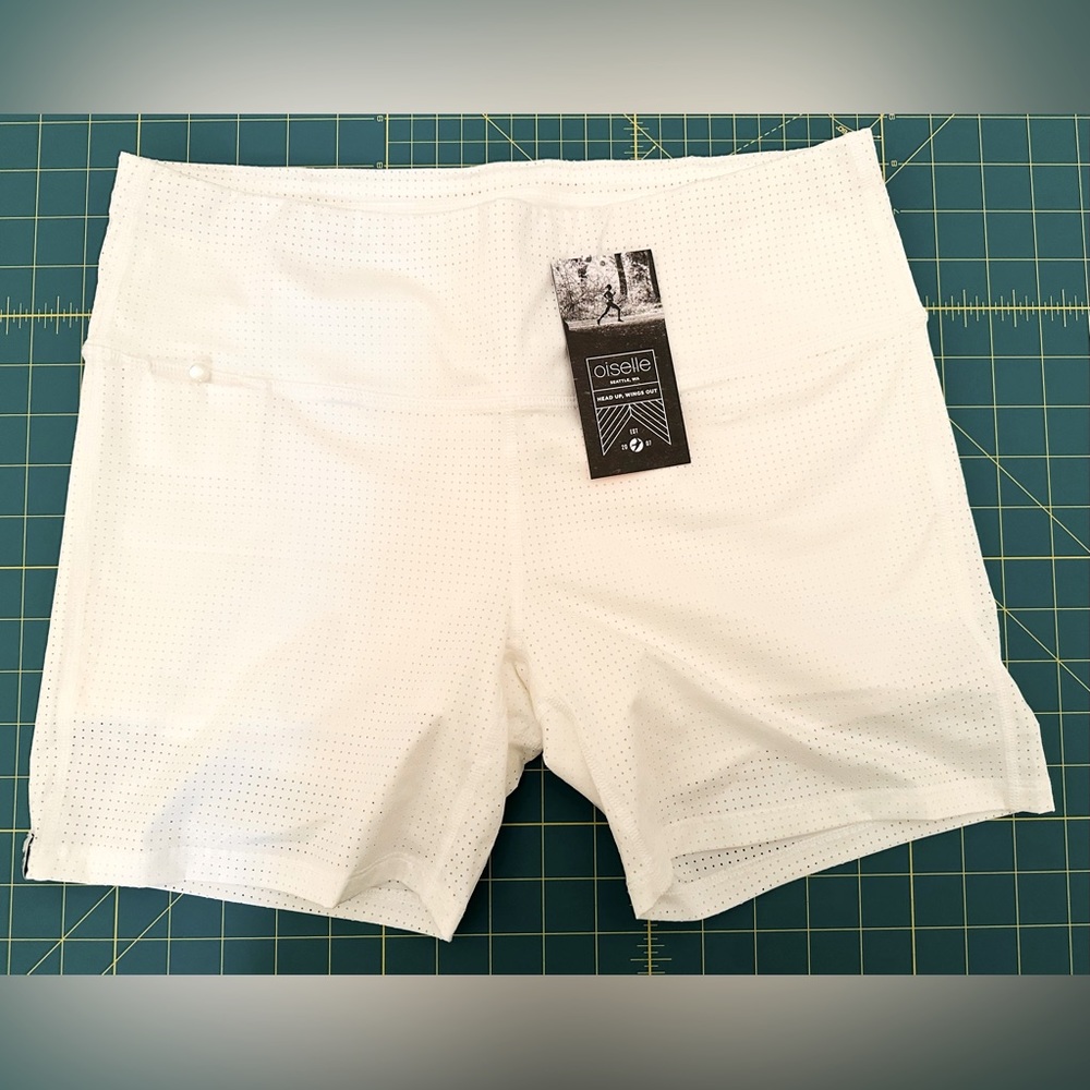 Oiselle White Runaway Bride Athletic Shorts Size 10 NWT